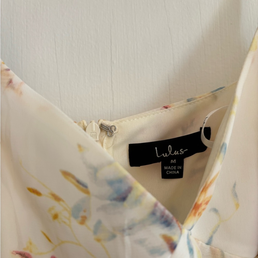 Lulus flowy floral dress